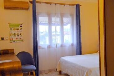 هتل Ivato , Airport