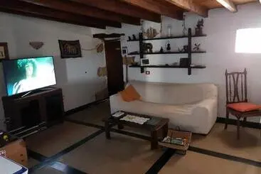 تختخواب و صبحانه Villa Cecilio