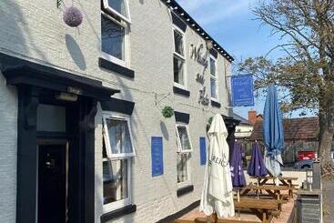 Gæstgiveri The Whistle And Flute