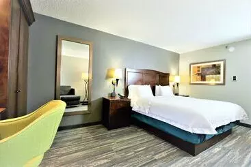هتل Hampton Inn Atlanta Nw Cumberland