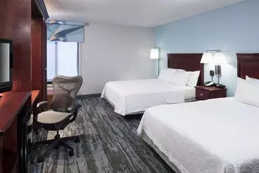 هتل Hampton Inn Kansas Cityliberty