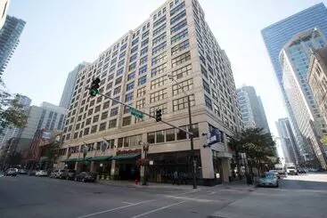 فندق Hampton Inn & Suites Chicagodowntown