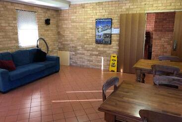 فندق Hanbury Lodge