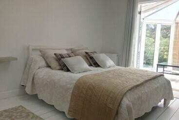 פנסיון Rooms In Guildford Surrey
