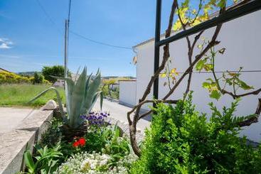 游客公寓 Apartments Slobodanka