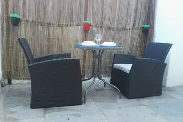 ペンション Temple Suites Guesthouse