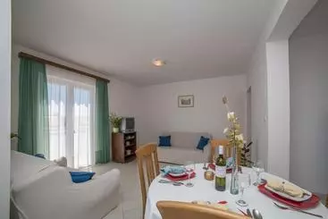 Apartments Klarić Sabunike