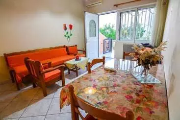 Turistihuoneistot White Villa