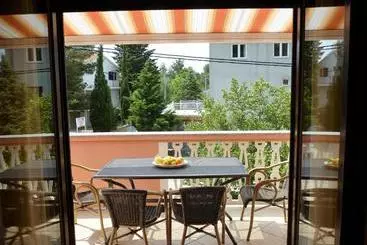 Ferienwohnungen Apartments Pjer