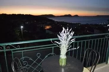 ツーリストアパートメント Best House Sea View Apartment