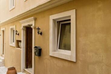 آپارتمانهای توریستها Central Square House