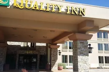 בית מלון כפרי Quality Inn Colorado Springs South