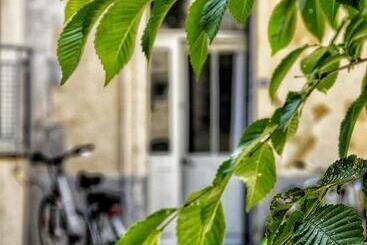 관광객 아파트 La Fontaine Studio Ecusson