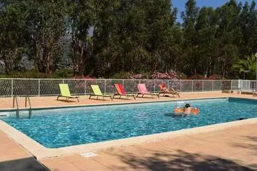 Otel Camping Paradella