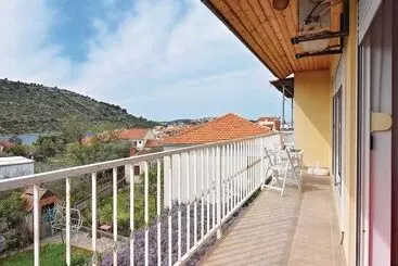 Turistihuoneistot Apartmani Stupin čeline