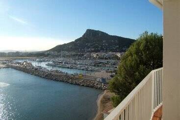 ツーリストアパートメント Apartamentos Treputxell