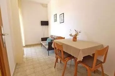 Apartaments turístics Apartments Jolanda 911