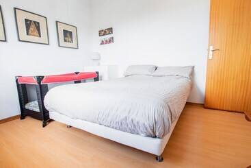 آپارتمان‌های توریست‌ها Dino & Beach Villa V3