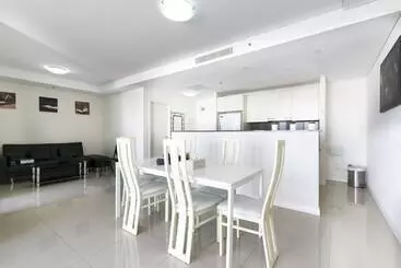 アパートメント Penthouse Near Airport & Cbd