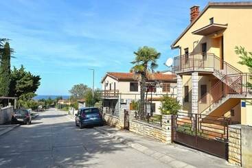 Жильё для туристов Apartments Tanja 349