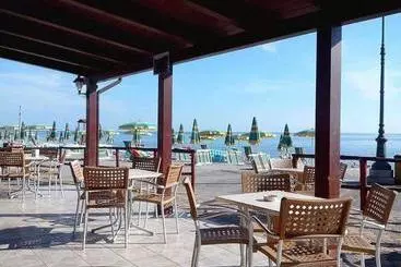 Huoneisto La Marina Residence Club