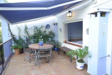 아파트 Beach And Garden Sitges
