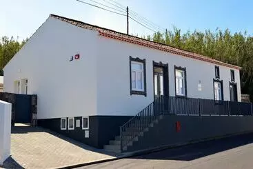 Mökkimajoitus Casas Do Vale