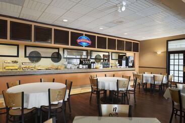 فندق Baymont By Wyndham Celebration