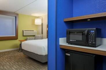 ホテル Holiday Inn Express Milwaukee   West Medical Center, An Ihg