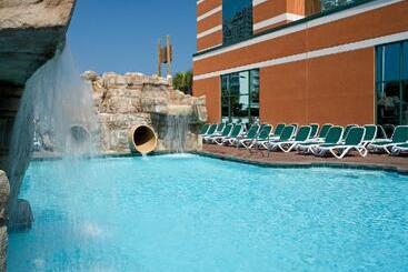 منتجع Holiday Inn & Suites Virginia Beach   North Beach, An Ihg