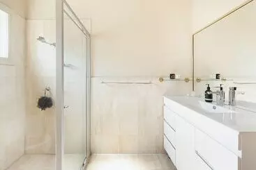 ツーリストアパートメント Family Oasis