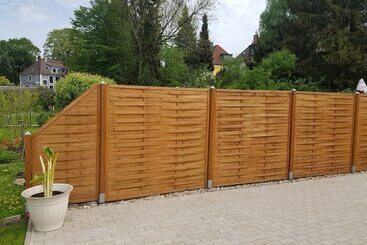 ツーリストアパートメント Lorenz Apartment