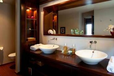 آپارتمان‌های توریست‌ها Villa Samsara