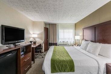 בית מלון כפרי Comfort Inn Medfordlong Island