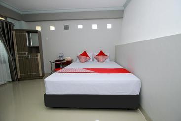 Hotelli Oyo 739 Residence Si Kancil