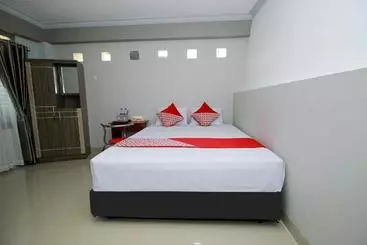 هتل Oyo 739 Residence Si Kancil