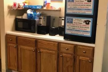 Hotelli Simple Rewards Inn