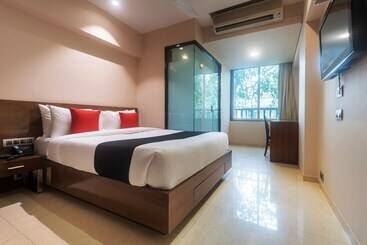 Capital O 44192 Hotel Elite Peak