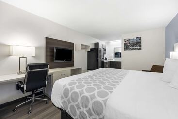 فندق Suburban Studios Cookeville