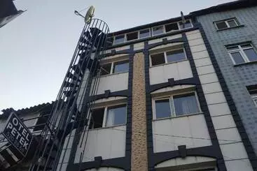 簡易ホテル Petek