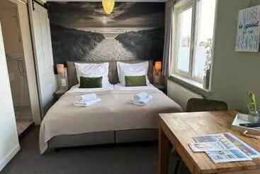 Aamiaismajoitus (B&B) De Moerbei