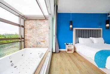 Hotel Coco Phuket Bangtao Beach