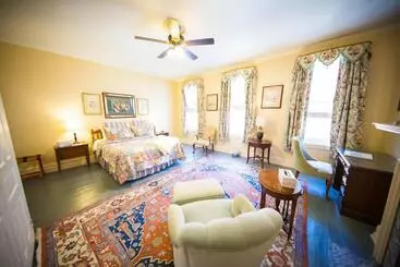 La Reserve Bed And Breakfast