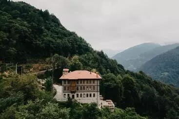 Hotel Dudi̇ Konak