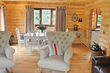 אתר נופש Blackwell Lodges