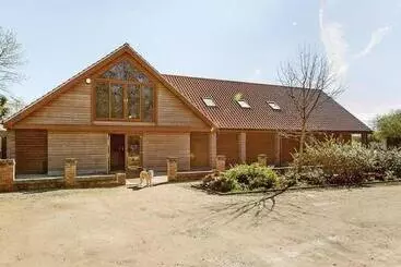 Resort Pickering Lodges