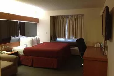 Microtel Inn & Suites By Wyndham Denver Airport