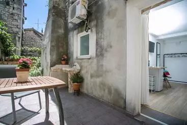 Majatalo Guest House Mendi