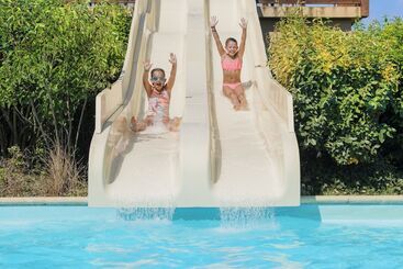 فندق Camping Rcn La Ferme Du Latois