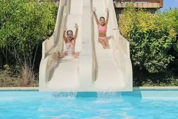 Hotel Camping Rcn La Ferme Du Latois